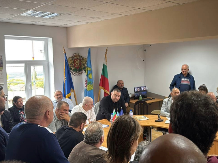Аврен отново е на прицел!