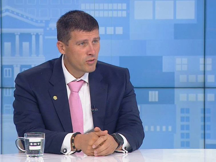 „Величие“ готви нов вот на недоверие заради незаконното строителство