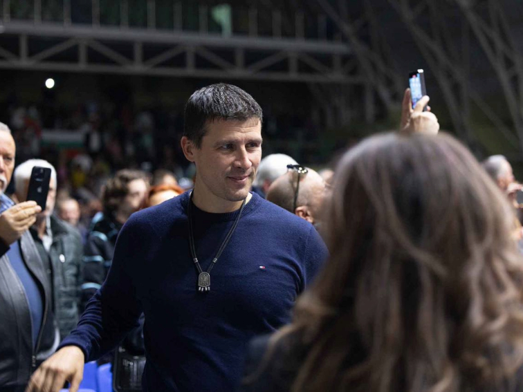 Българите не свеждат глава, чакаме всички съмишленици на протеста в София