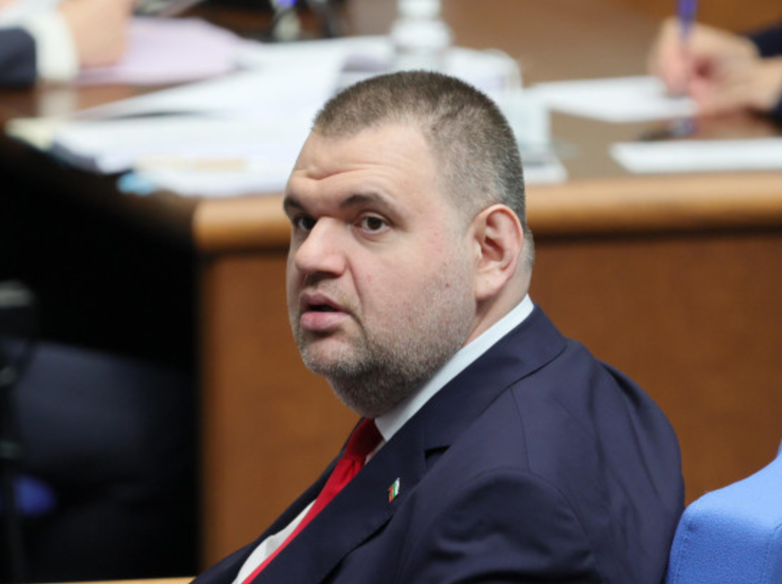 Сметната палата решава дали да разследва Пеевски