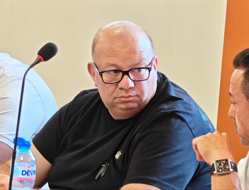 Заседание в Летница, Илия Христов - общински съветник